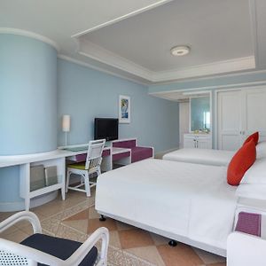 Double or Twin Room Garden View